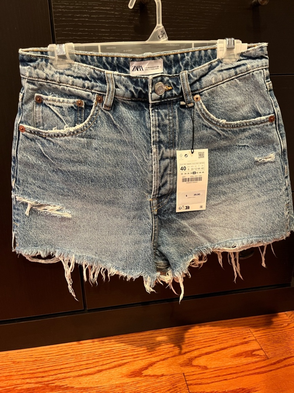 ZARA Light Wash Distressed Denim Shorts Size 8